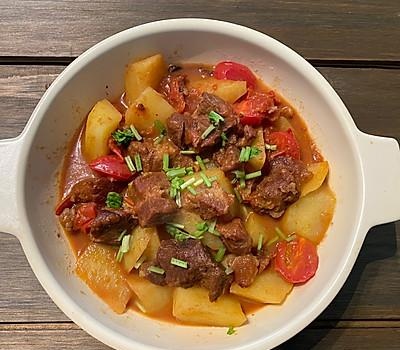 番茄土豆炖牛肉(滋补下饭)