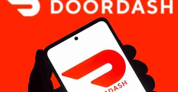 跑偏了！国外“美团”DoorDash推出首张信用卡